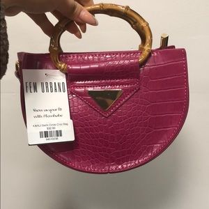 Semi circle croc bag / NEW